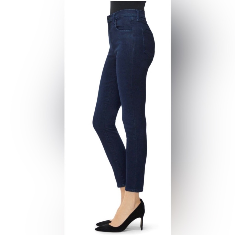 An ultimate dressy Jean - the Maria, Paige denim